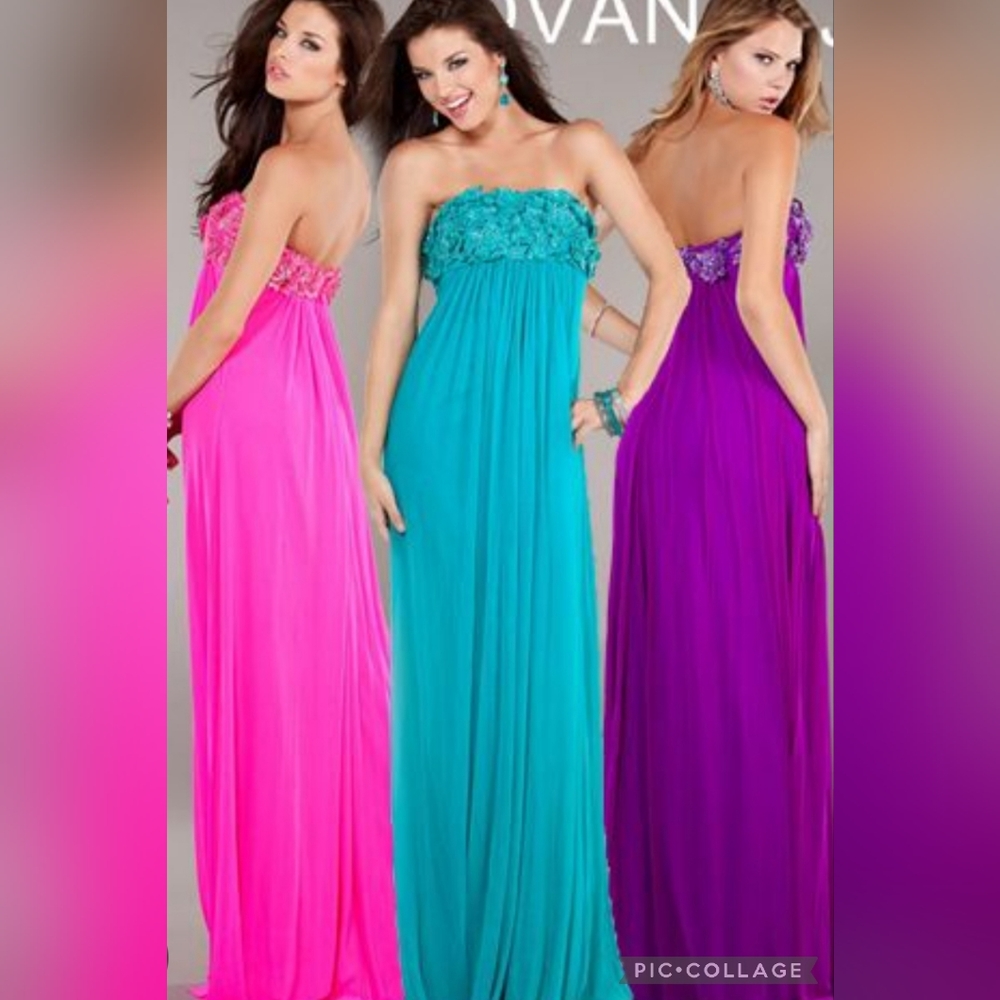 JOVANI Strapless Pink 3D Floral Appliqué Flowers Size 2 Dress